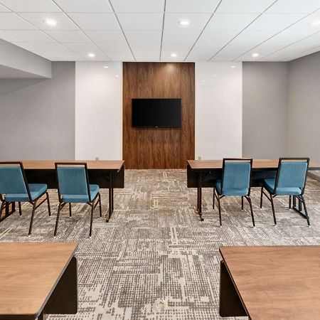 Hampton Inn Pittsburgh-Monroeville Exterior foto